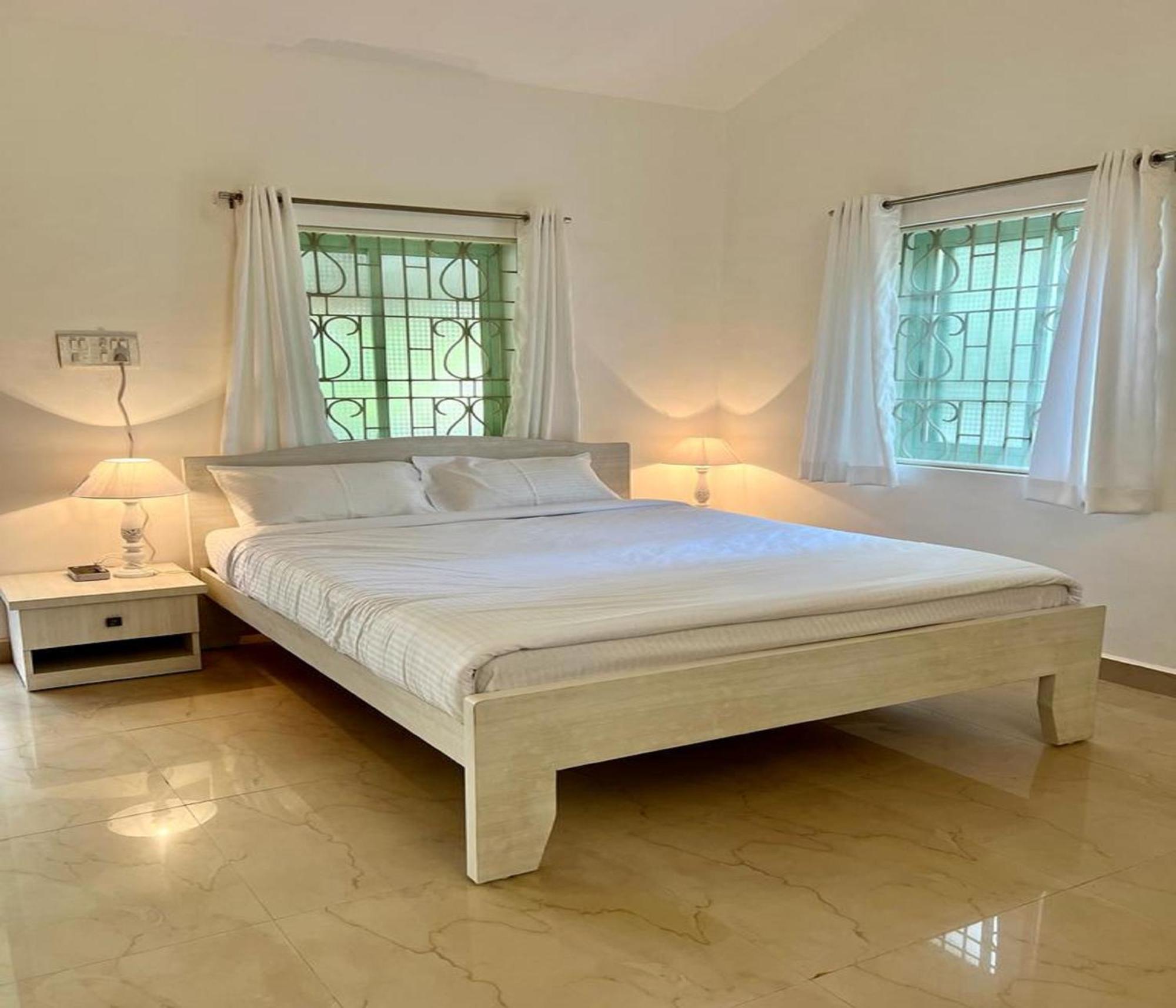 Lar Amorosa Boutique Hotel - Goa Калангут Экстерьер фото