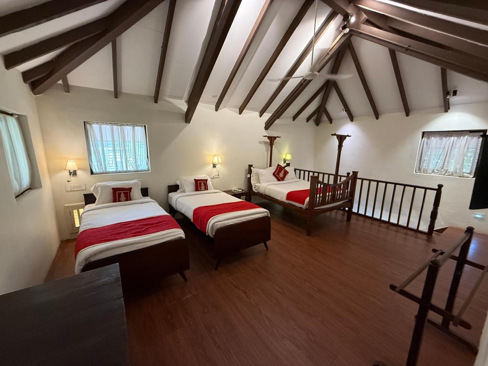 Lar Amorosa Boutique Hotel - Goa Калангут Экстерьер фото