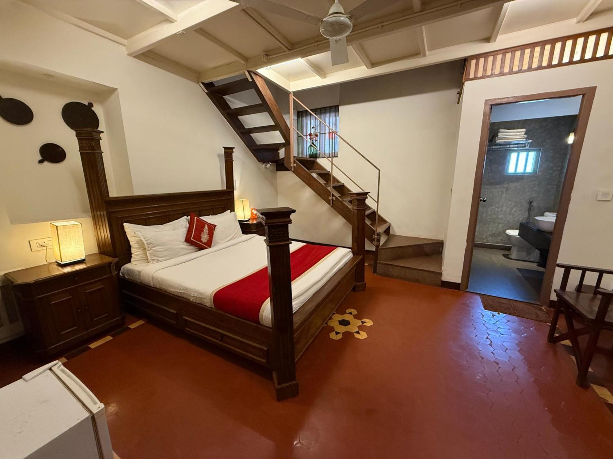 Lar Amorosa Boutique Hotel - Goa Калангут Экстерьер фото