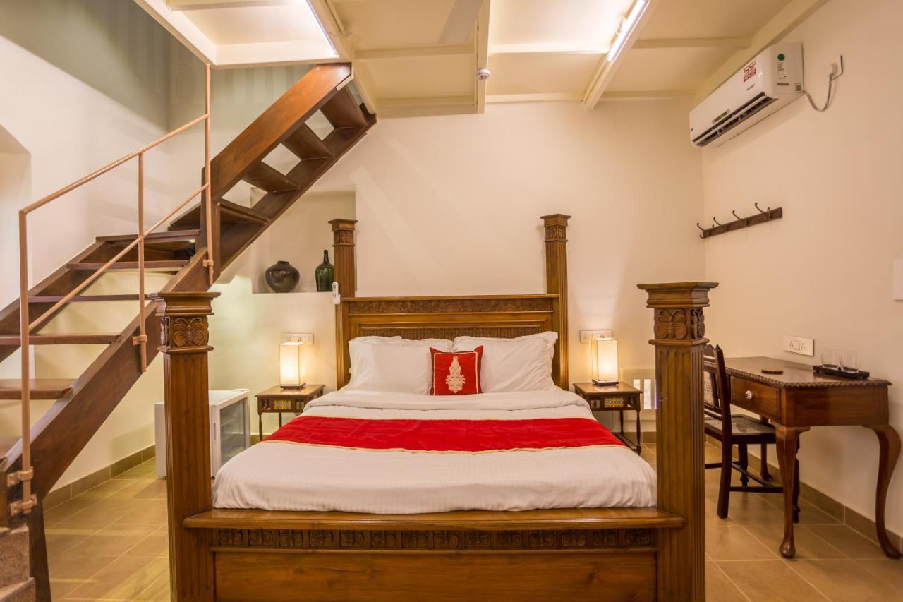 Lar Amorosa Boutique Hotel - Goa Калангут Экстерьер фото